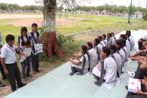 Making students  aware of the importance of First Aid – (Class X B) on 06-Aug-2018