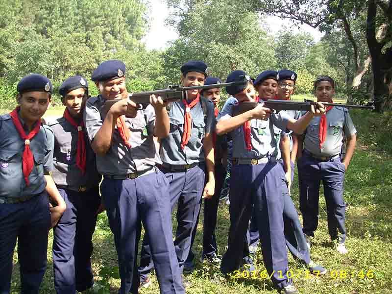 Scouts and Guides at Vidhyashram School (2)