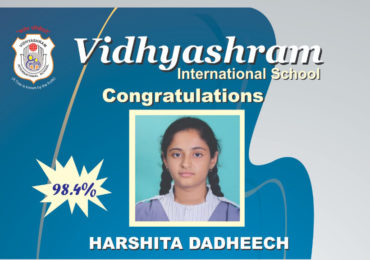 Harshita Dadheech scoring 98.4% in Class X